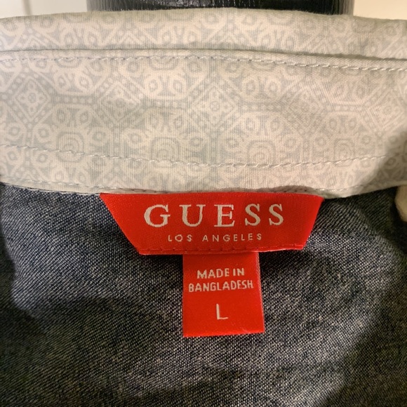 Guess (L) - Picture 15 of 15